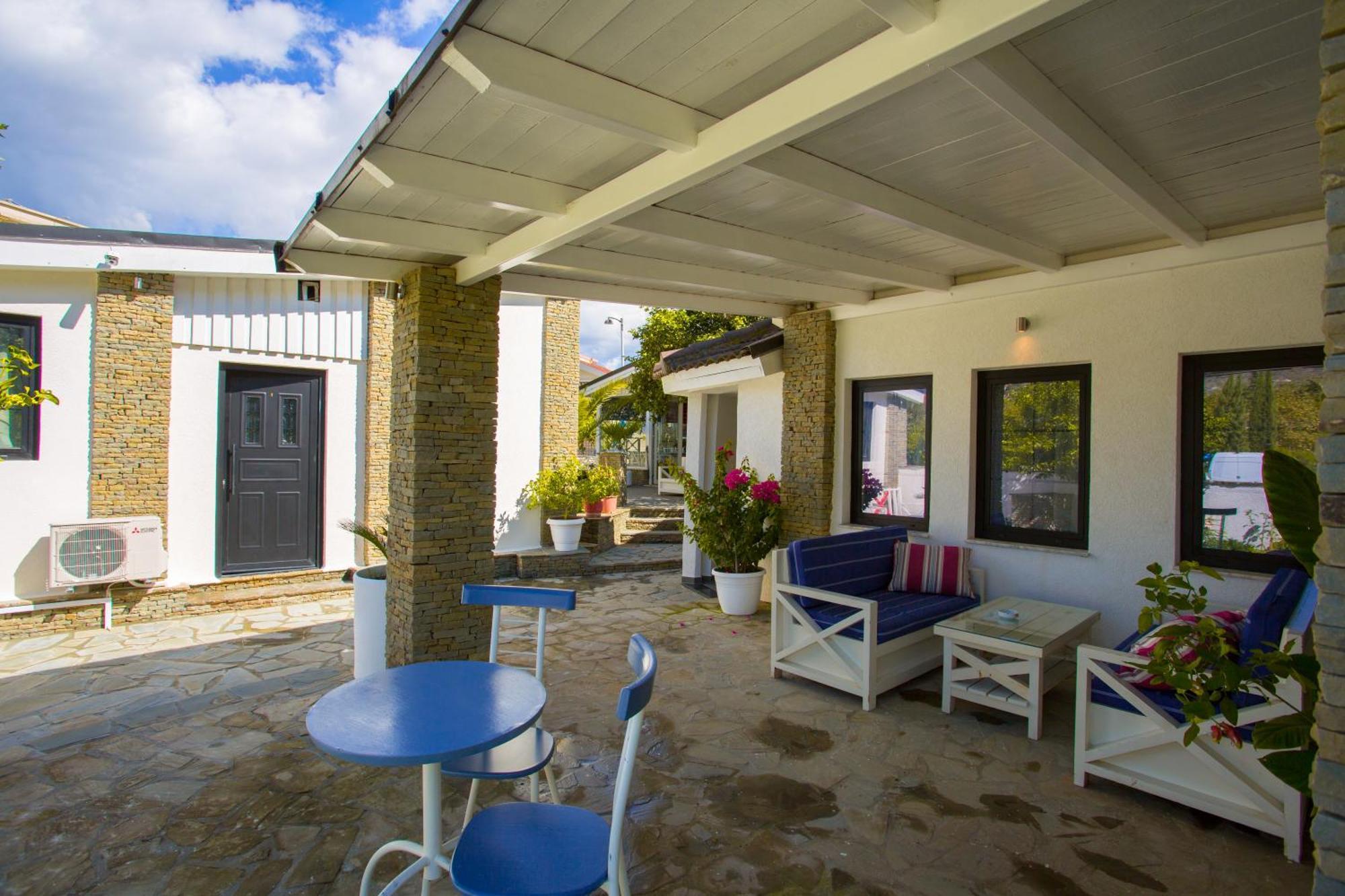 River House Boutique Hotel 4*