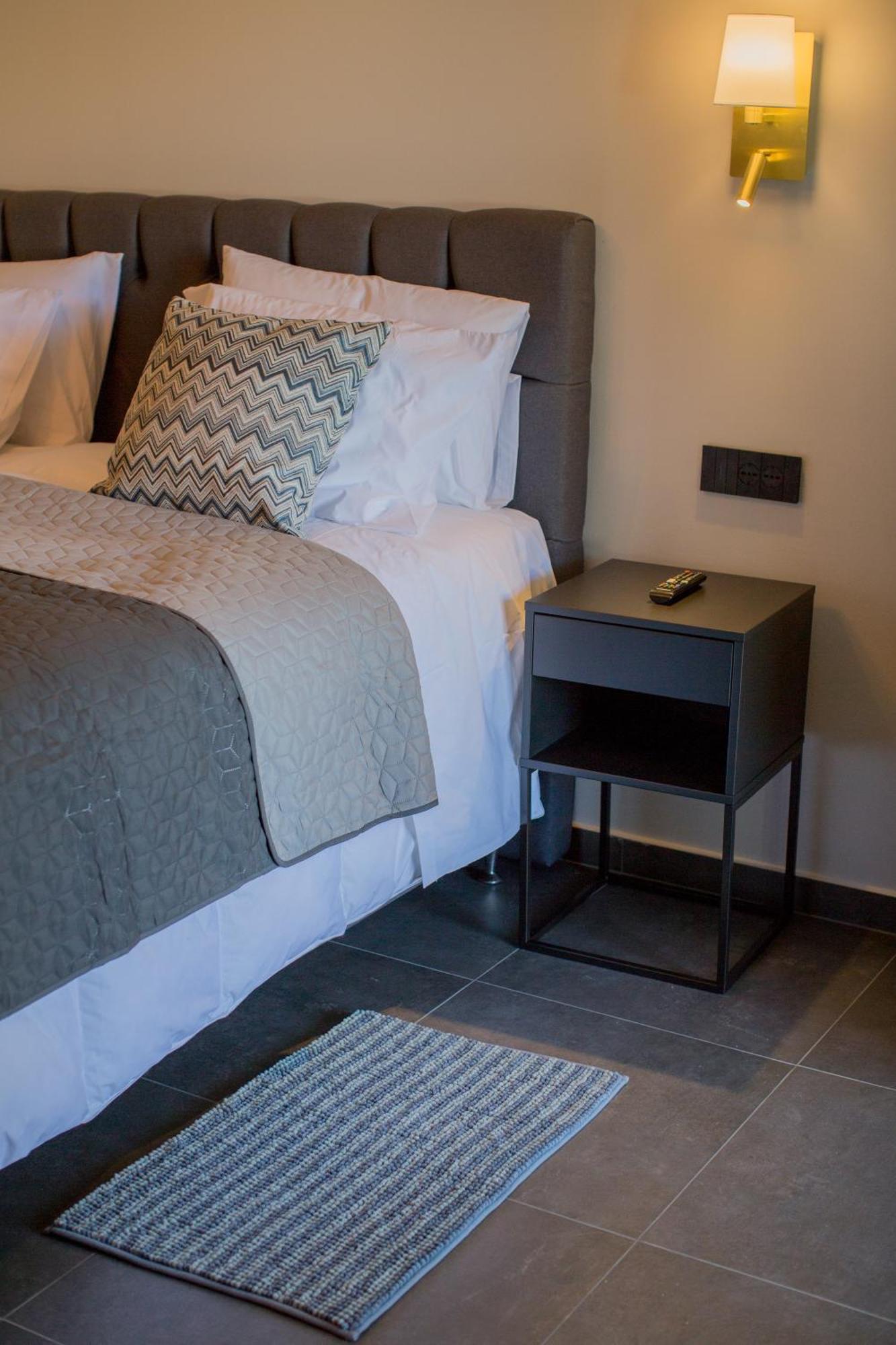 River House Boutique 4*
