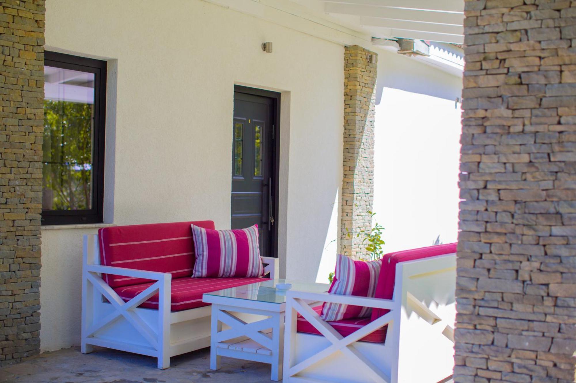 Hotel River House Boutique 4*