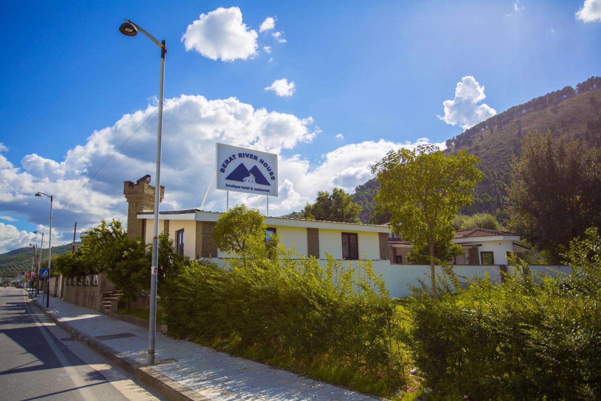 River House Boutique Hotel 4*